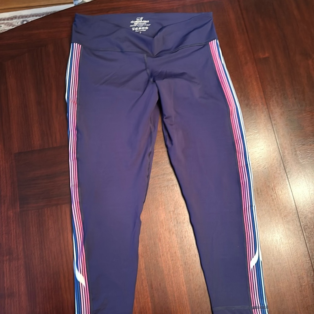 Vineyard Vines Performance Leggings